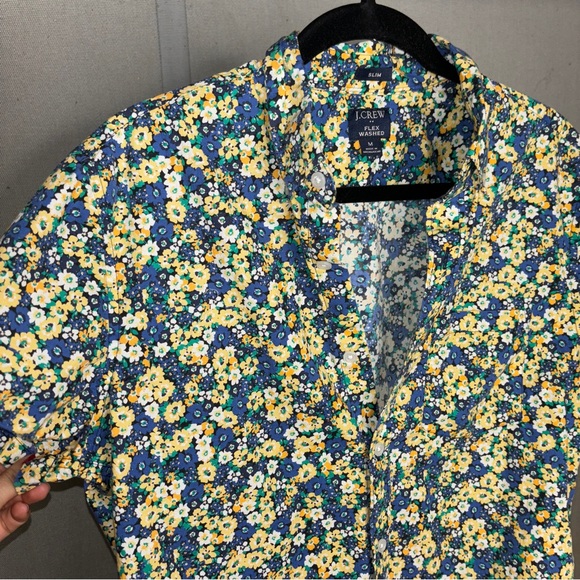 J. Crew Men's Printed Short Sleeve Slim Flex Casual Shirt - Picture 3 of 7